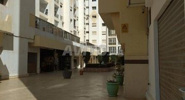 Local commercial de 27 m² à vendre dans la Galerie Albaraka, Agadir - 590 000 DH