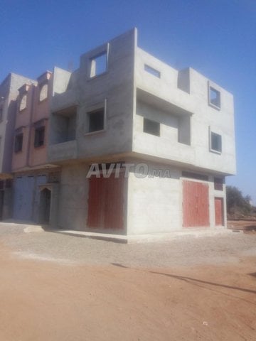 Maisons et Villas à vendre à Agadir, secteur جماعة الدراركة تماعيت الزعزاع - 50 m², 2 chambres