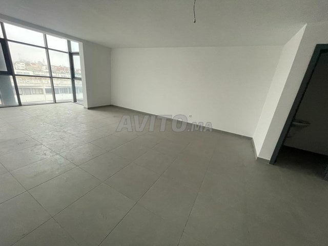 "Bureaux de 80 m² à louer dans le centre-ville d'Agadir - 7 500 DH"