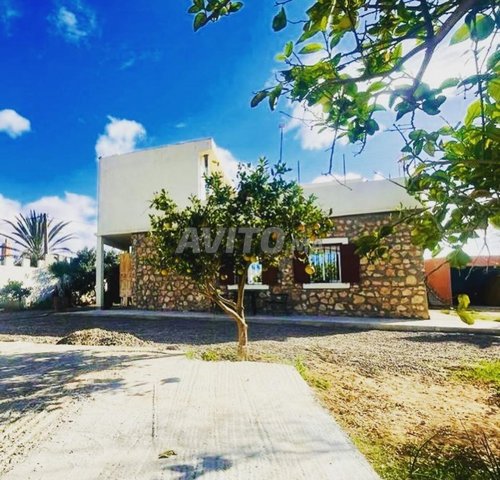 À VENDRE : 3 Villas et Riads dans le secteur de Lagfifat, Agadir - Superficie de 2000 m² pour 1 600 000 DH