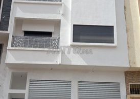 À vendre : 2 magasins à Hay Mohammadi, Agadir - 1 600 000 DH