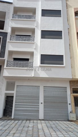 À vendre : 2 magasins à Hay Mohammadi, Agadir - 1 600 000 DH