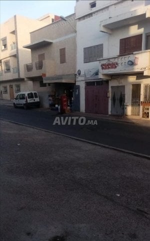 À vendre : Maisons et Villas à Agadir - Les Amicales, 5 pièces, 3 chambres, 102 m². Prix sur demande.