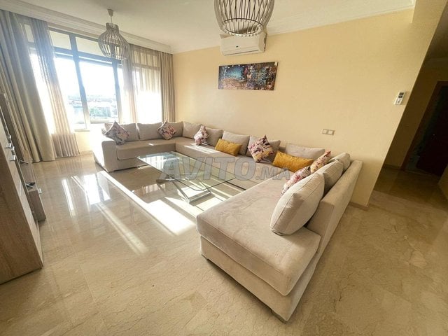"Agadir : Bel appartement vide ou meublé de 150 m² à Founty, 3 chambres, 15 000 DH"