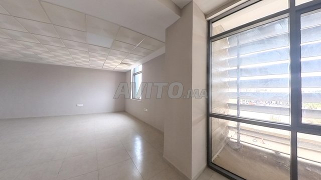 Bureau de 73 m² à louer au cœur d'Agadir - Abattoirs, Plateau, 7 000 DH