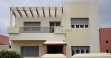 Étage d'une petite villa meublée et équipée à Agadir