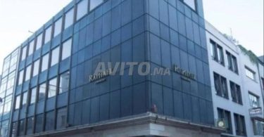 Immeuble R4 de 300 m² avec double façade à Agadir