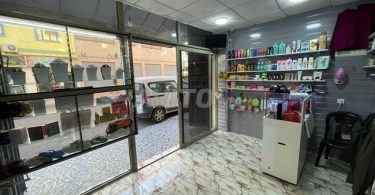 "Location d'un local commercial à Agadir, Hay Salam"