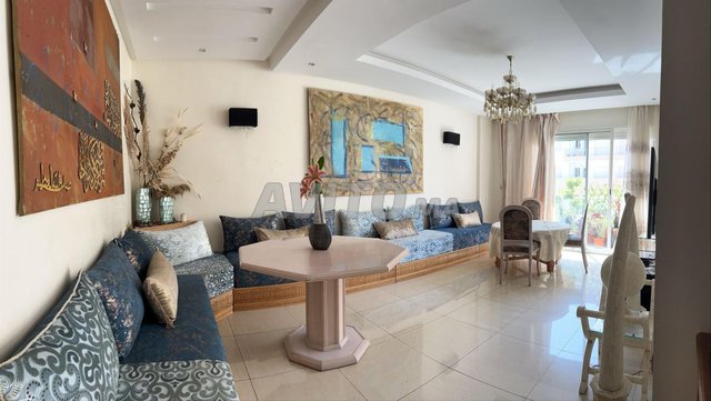 Locations de vacances à Agadir : Appartement raffiné avec piscine à louer, 115 m² - 5 pièces à 2 700 DH