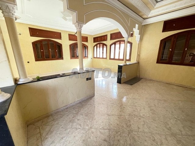 Superbe villa de 300 m² à Founti Sonaba, Agadir - 4 chambres, 3 salles de bains, à partir de 16 000 DH.