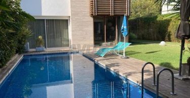 Villa de Luxe au Cœur du Quartier Founty à Agadir