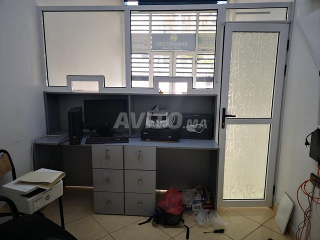 Bureau MDF avec aluminium et verre - 2