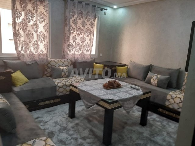 Locations de vacances à Agadir, Hay Salam : Appartement moderne meublé avec Wi-Fi, 5 à 3 personnes, 300 DH.