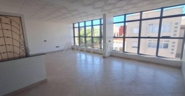 Bureaux à louer à Agadir, Abattoirs - Plateau de 68 m² à 8 000 DH