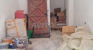 Annonce : Local à vendre dans une résidence privée R3 à Hay Mohammadi, Agadir - Prix : 370 000 DH, idéal pour diverses utilisations.