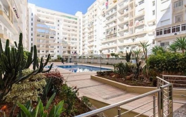 Appartements à Agadir, Hay Mohammadi : Studio à la Résidence Islan disponible, 1 chambre, 52 m² pour 580 000 DH.