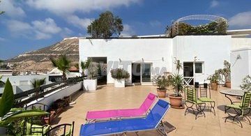 Appartements à Agadir : Magnifique appart avec grande terrasse à la Marina d'Agadir, 2 chambres à 1 400 DH.