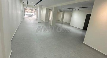 Local commercial de 300 m² à louer à Agadir, Hay Dakhla - Emplacement privilégié, 40 000 DH