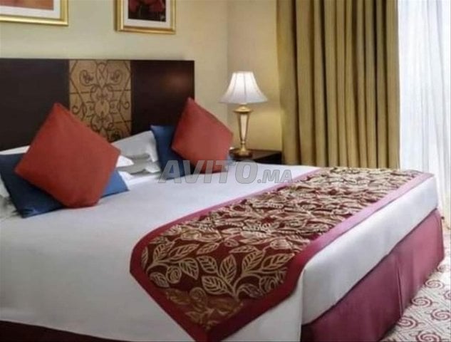 Locations de vacances à Agadir : Appartement ensoleillé avec WiFi au Riad Salam – 5 personnes, 3 chambres, 300 DH.