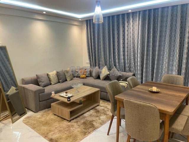 Locations de vacances à Agadir, Cité Adrar : Appartement familial à louer à la journée à partir de 299 DH.