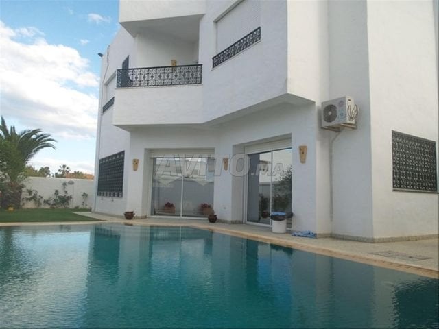 Locations de vacances à Agadir : Villa avec piscine près de la marina - 5+ personnes à partir de 1 900 DH.