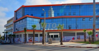 "Locaux commerciaux avec mezzanine à Hay Dakhla, Agadir – 735 000 DH"