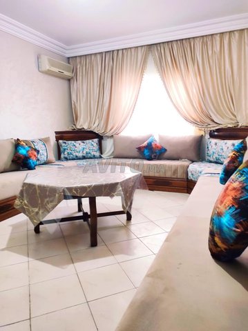 Séjour en famille à Agadir : appartement sécurisé avec parking, prix en baisse à 200 DH !