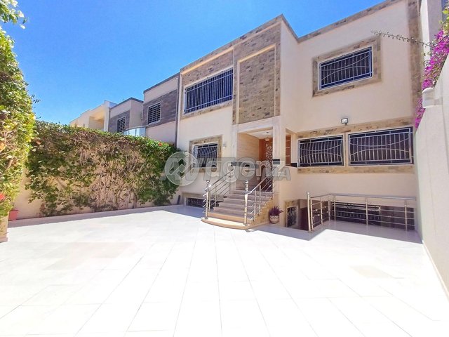 Vente de 20 Villas et Riads à Agadir - Villa à Hay Najah, 336 m², 4 600 000 DH - AGA-AG-1099