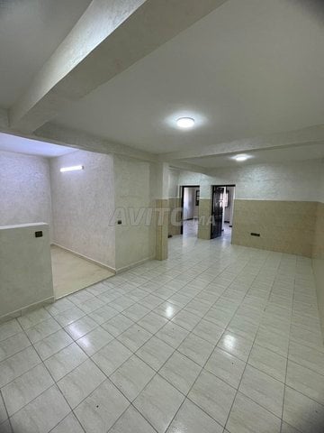 Bureaux à Louer à Agadir : Espace de 110 m² en Abattoirs, Idéalement Situé à 6 000 DH