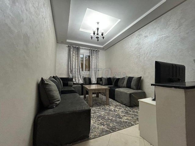 À vendre : Appartement au 1er étage dans un immeuble privé à Hay Mohammadi, Agadir - 60 m², 2 chambres, 680 000 DH.