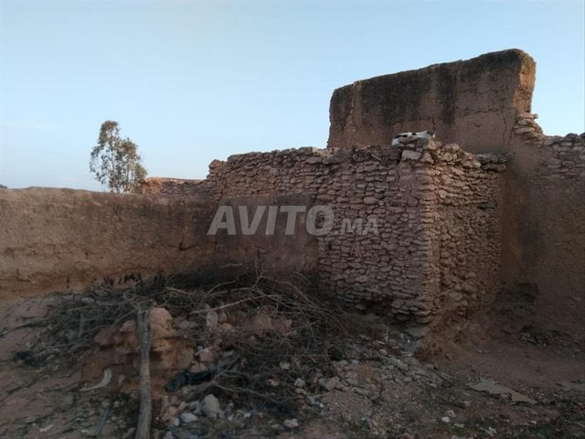 À vendre : Deux maisons avec terrain de 1010 m² à Agadir – Renseignez-vous sur le prix !