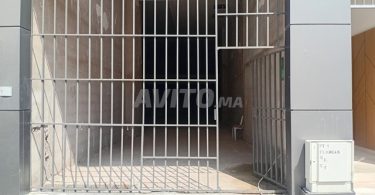 À Louer à Agadir : Local Commercial de 370 m² dans le Quartier des Abattoirs - 25 000 DH