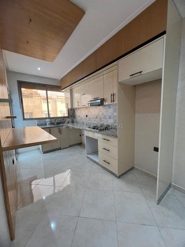 À vendre : Appartement neuf de 73 m² à Agadir, Hay Mohammadi - 2ème étage, 2 chambres. Demandez le prix !