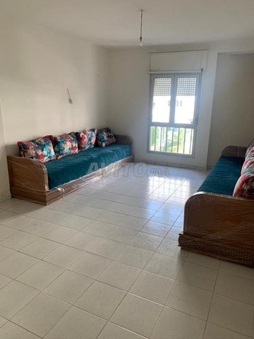 À vendre : Appartement spacieux de 130 m² sur l'Av. des Far, Agadir - 4 pièces. Demandez le prix !