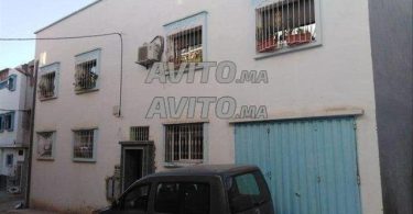 "À vendre : Maison de 120 m² à Agadir, près de la plage à seulement 2 km - 1 700 000 DH"