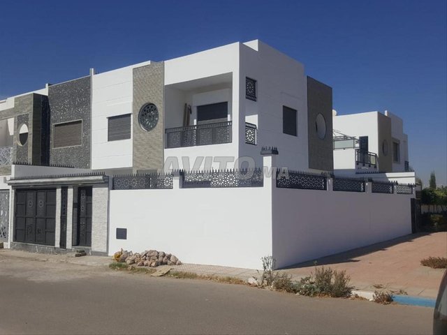 À vendre : Petite villa de 175 m² à Agadir - 3 chambres, 2 salles de bain - 3 600 000 DH