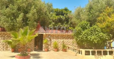 À vendre à Agadir : Villa de charme à Tamri avec vue sur la montagne – 1100 m² pour 6 500 000 DH