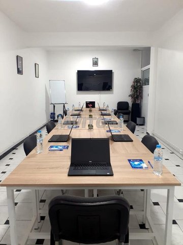 Bureau Équipé de 40 m² à Agadir pour Activités Professionnelles - 5 500 DH