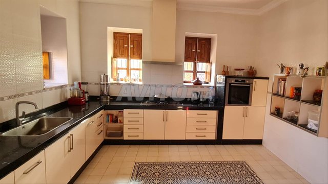 Découvrez un Riad d'exception à vendre à Houara, Agadir - 7 chambres pour 6 800 000 DH.