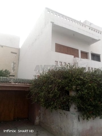 Maisons à vendre à Agadir, secteur Amicales - 3 chambres, 103 m². Prix sur demande.