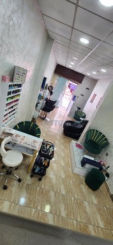 Salon de beauté à vendre avec équipements à Agadir, Hay Salam - 5 000 DH