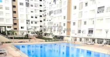 Locations de vacances à Agadir, Hay Mohammadi : Charmant appartement avec vue sur la piscine et Wi-Fi à partir de 2 500 DH.