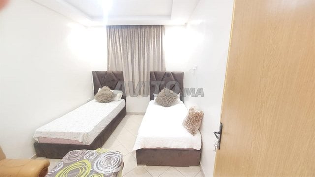 Locations de vacances à Agadir, Hay Salam : Appartement meublé à louer au 1er étage - 5 pièces à seulement 2 300 DH.