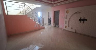 À vendre : 7 maisons dans le quartier Hay Al Wafa à Agadir - Villa de 118 m² au centre d'Agadir - 6 pièces, 3 chambres - 2 600 000 DH