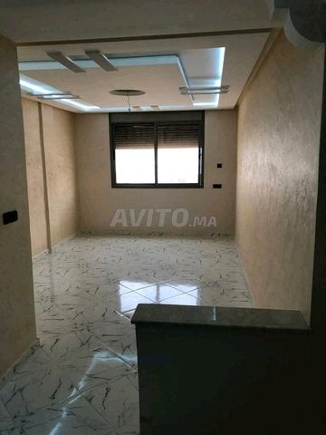 À vendre : Appartement neuf de 80 m², 2 chambres, Hay Al Farah, Agadir - Prix sur demande.
