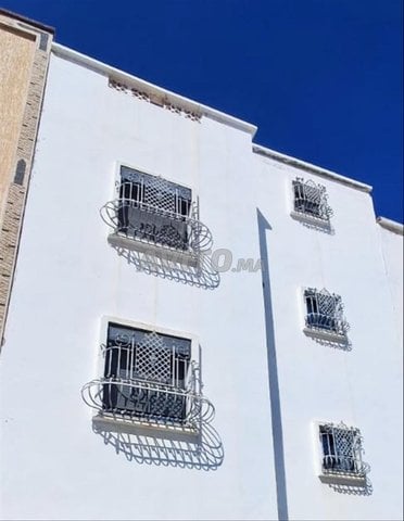 À vendre : Maison au rez-de-chaussée et deux étages dans le quartier Adrar, Agadir - 64 m² à 1 350 000 DH
