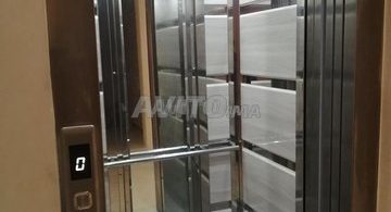 À vendre : appartement 85 m² à Agadir, Hay Al Farah 2 chambres. Prix sur demande.