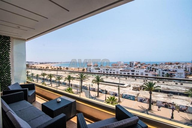 Bureau de vente - Appartements à vendre à Agadir, en bord de mer : Appartement de 105 m² à Agadir, 3 pièces, 2 salles de bain, 124 m², 3 539 000 DH