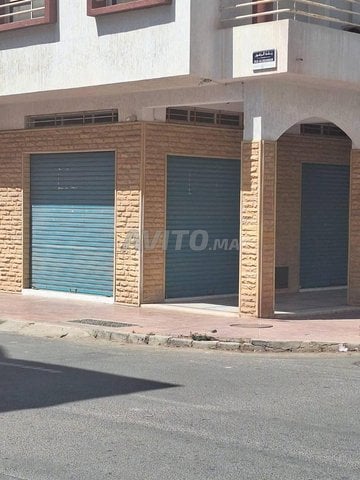 Local commercial à deux façades avec sous-sol à Agadir, Riad Salam – 8 000 DH