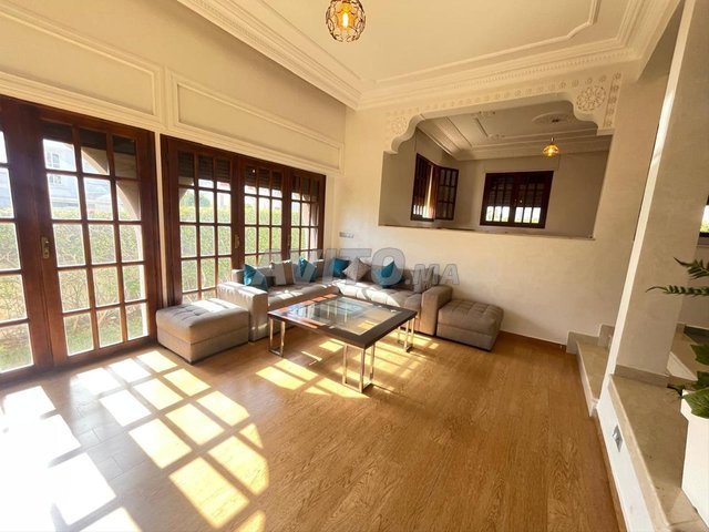 Location de Vacances à Agadir : Superbe Villa de 400m² à Founty à Louer - Villas et Riads 5+ à partir de 3 500 DH